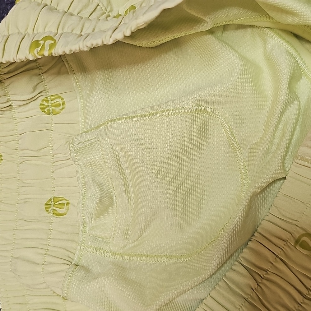 Lululemon Patterned Run Shorts - Picture 6 of 6